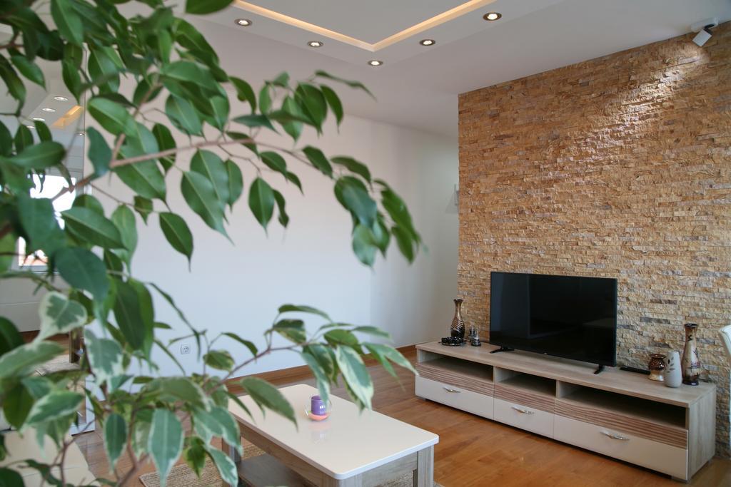 Apartment Queen'S Park Belgrado Esterno foto