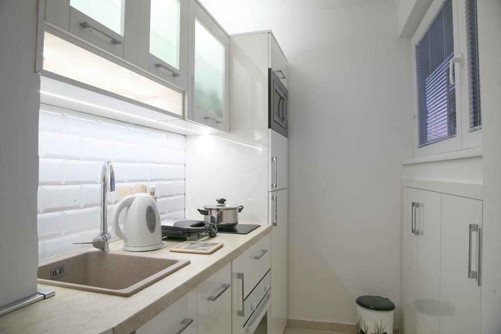 Apartment Queen'S Park Belgrado Esterno foto